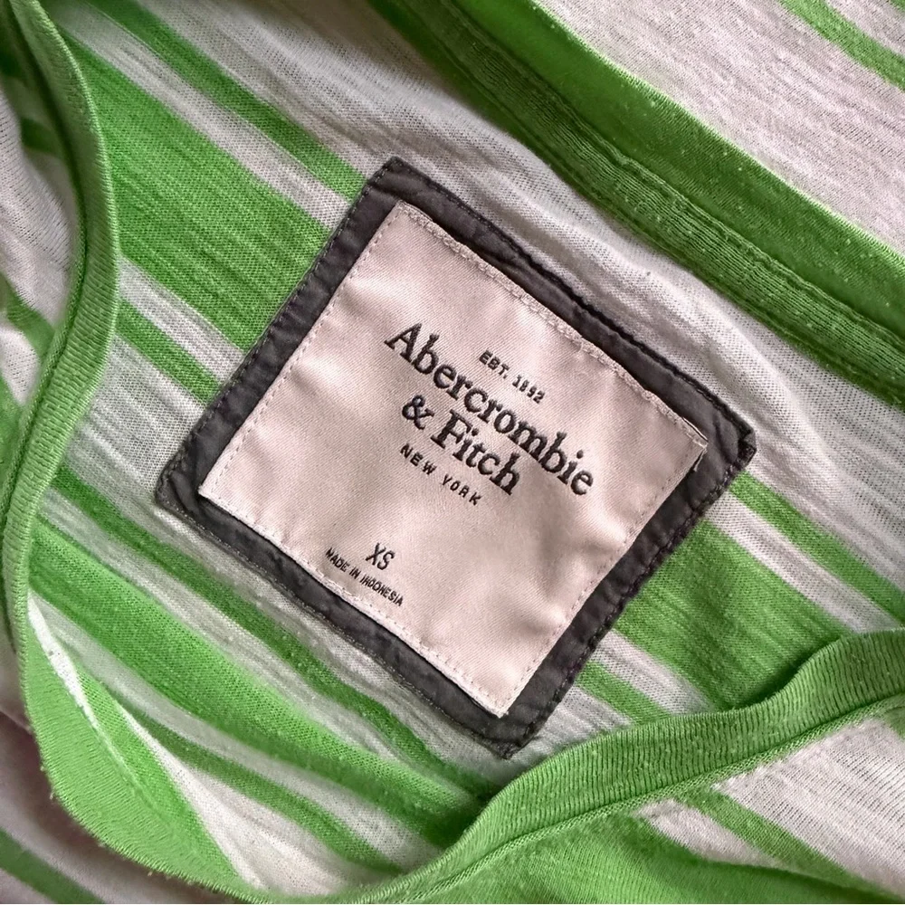 Y2K Abercrombie & Fitch Green Striped Preppy Tee Size XS - Picture 4 of 6